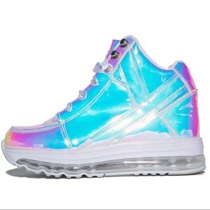 YRU QOZMO AIIRE - ATLANTIS